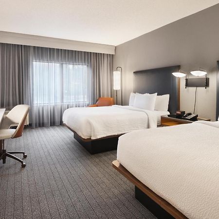 Courtyard By Marriott Burlington Ξενοδοχείο Εξωτερικό φωτογραφία
