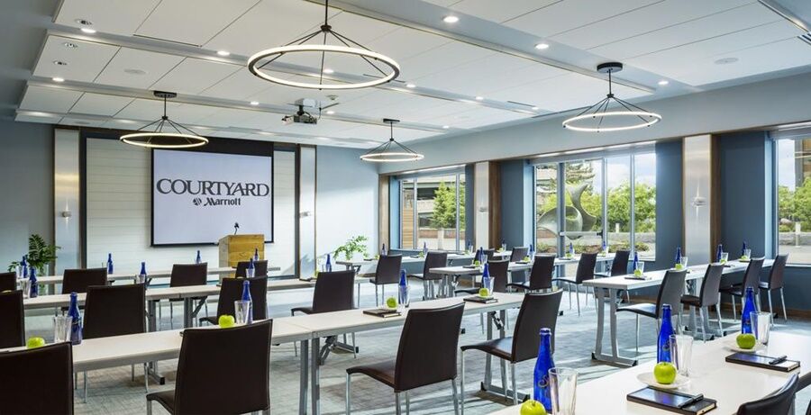 Courtyard By Marriott Burlington Ξενοδοχείο Εξωτερικό φωτογραφία