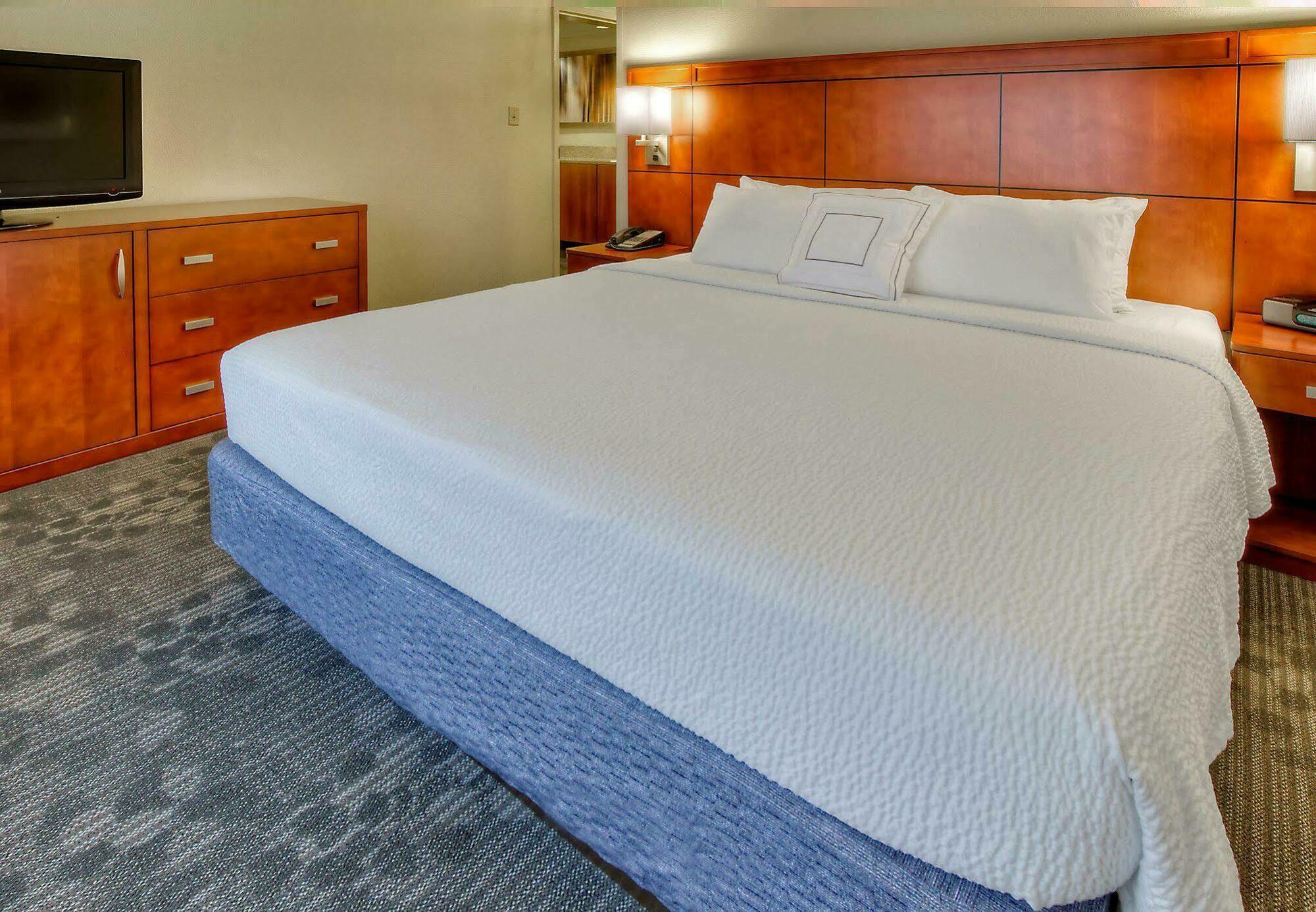 Courtyard By Marriott Burlington Ξενοδοχείο Εξωτερικό φωτογραφία